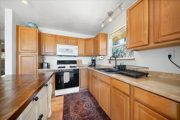 $379,900 | 12399 Pawnee Trail, Nevada City, CA 95959