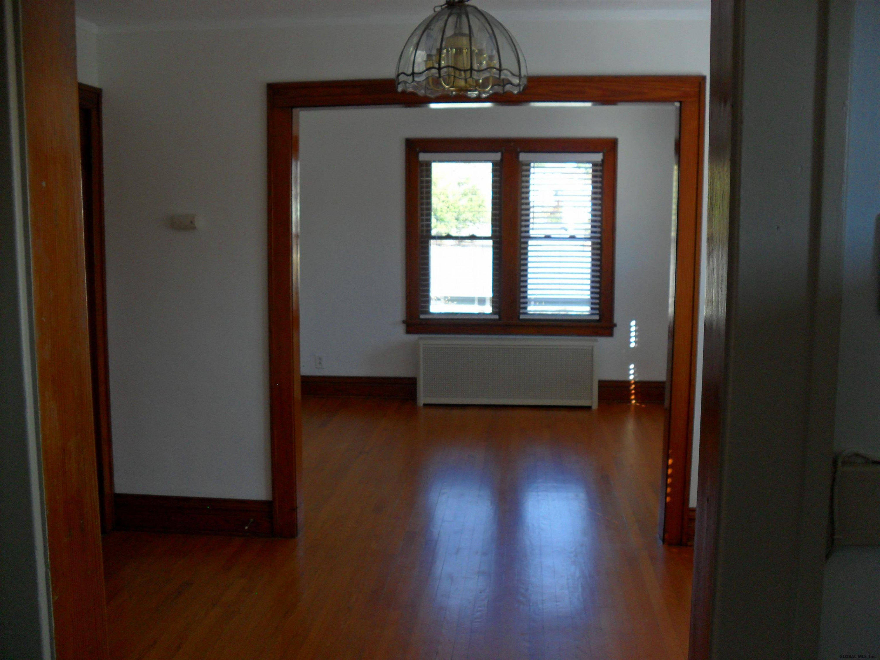 800 Chestnut Street Albany, NY 12203 - Photo 2 of 19 Photo 2