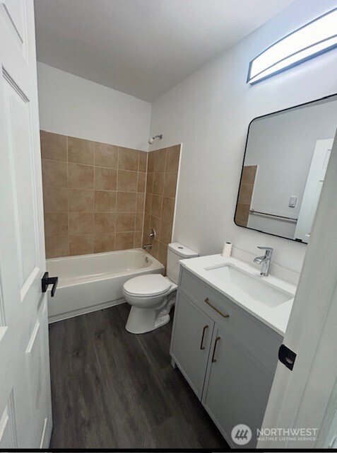 7662 South 134th Street Seattle, WA 98178 - Photo 4 of 8