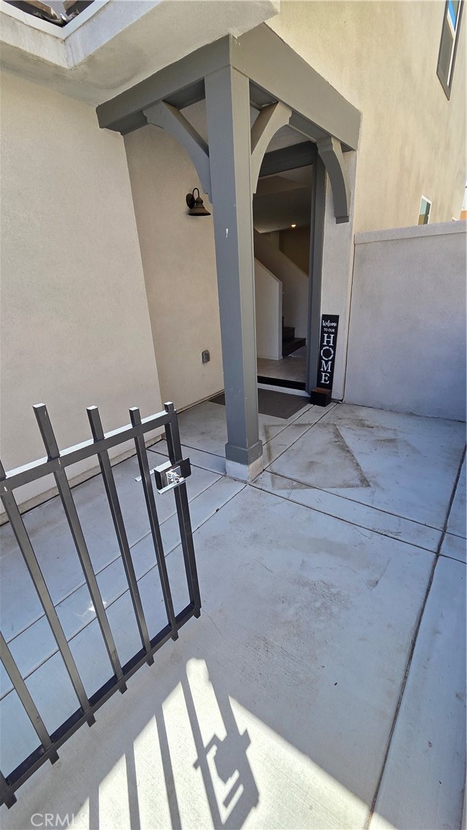 4068 Angel Drive Riverside, CA 92501 - Photo 2 of 31