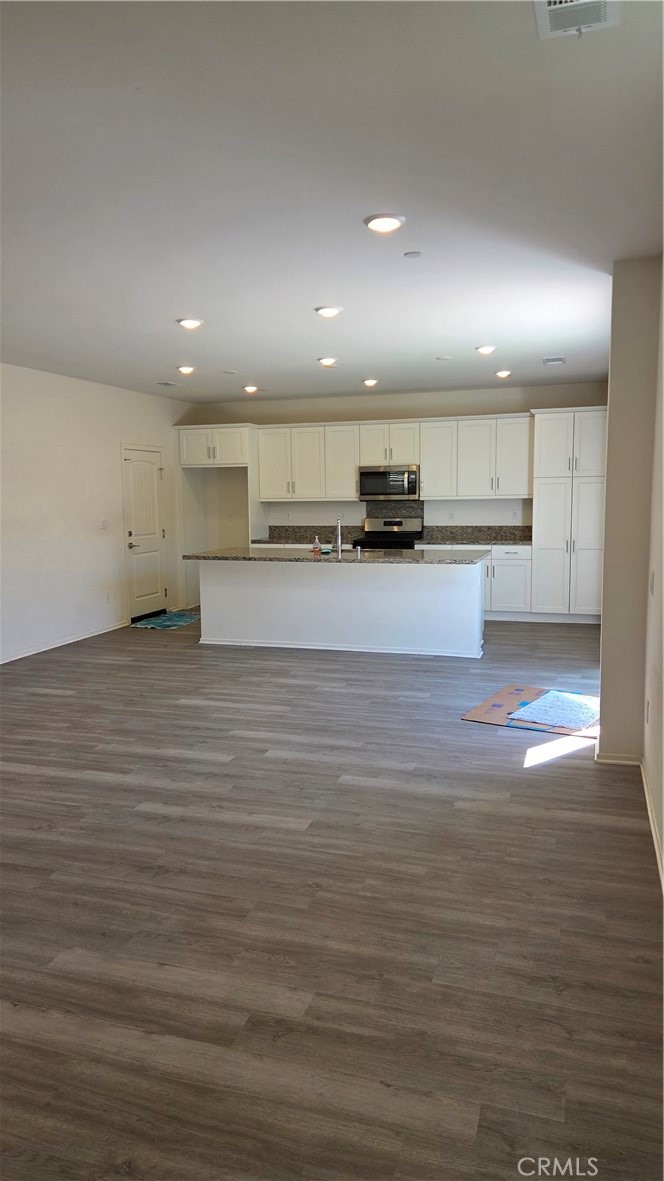 4068 Angel Drive Riverside, CA 92501 - Photo 4 of 31