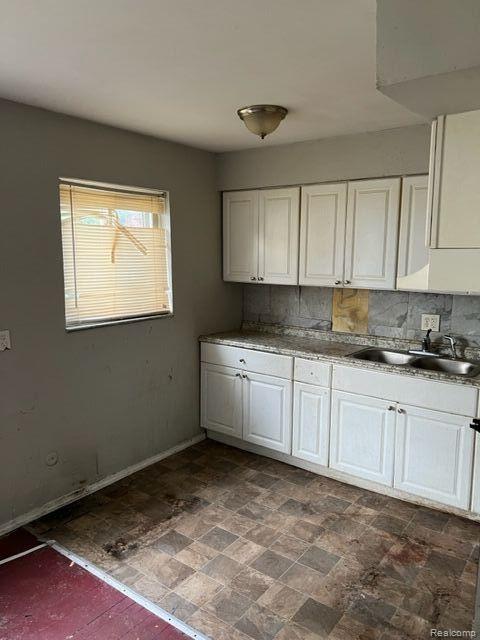 15811 Greenfield Road Detroit, MI 48227 - Photo 3 of 17 Gallery Image 3