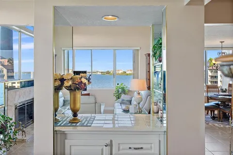 $949,000 | 5279 Isla Key Boulevard South, Unit 417, St. Petersburg, FL 33715