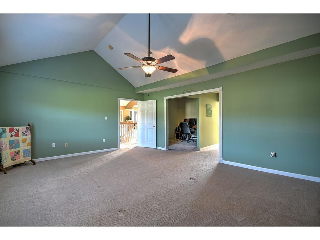 8245 Baileyton Road Greeneville, TN 37745 - Photo 21 of 28 Master Suite