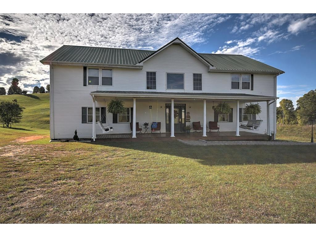 8245 Baileyton Road Greeneville, TN 37745 - Photo 3 of 28 Front