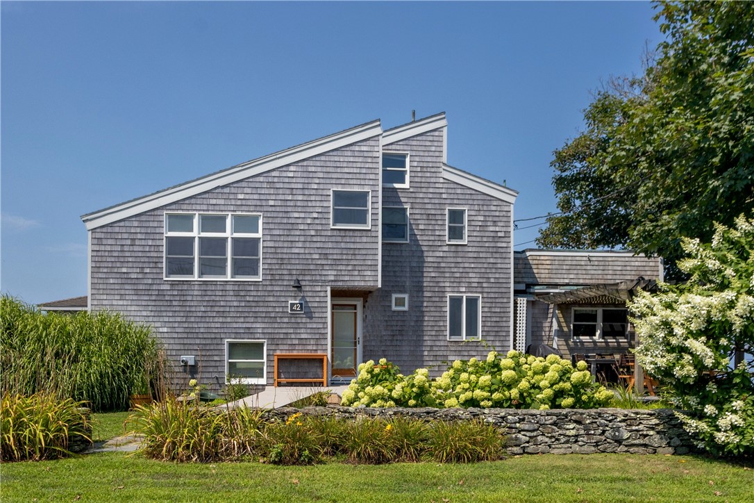 42 Driftwood Drive Tiverton, RI 02878 - Photo 19 of 50