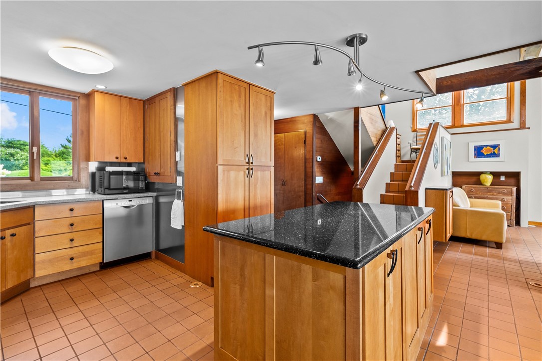 42 Driftwood Drive Tiverton, RI 02878 - Photo 29 of 50