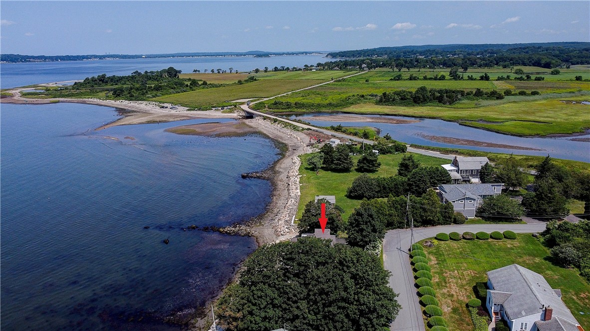 42 Driftwood Drive Tiverton, RI 02878 - Photo 4 of 50