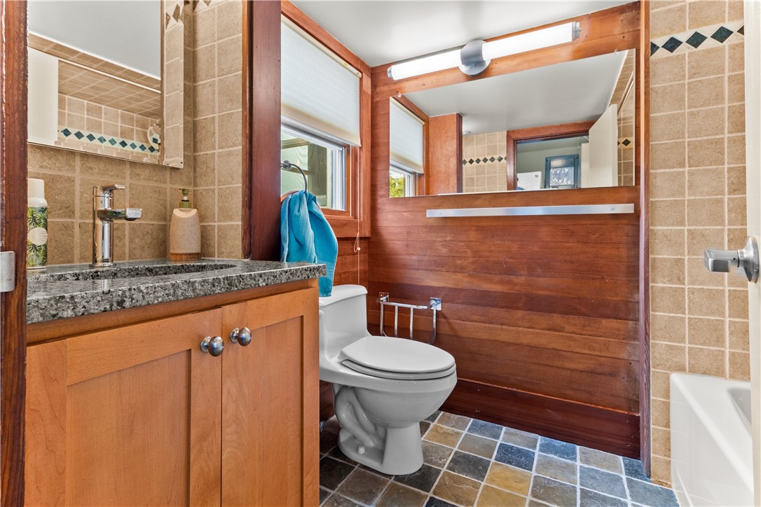 42 Driftwood Drive Tiverton, RI 02878 - Photo 41 of 50