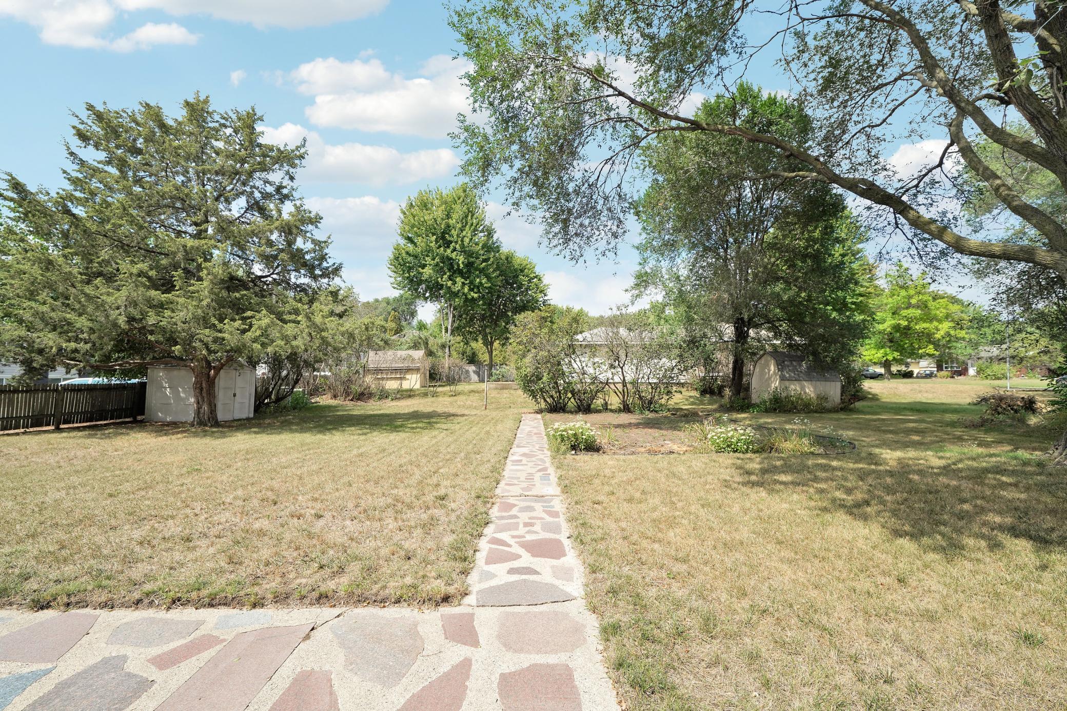 903 Parallel Street Chaska, MN 55318 - Photo 40 of 47 Gallery Image 40