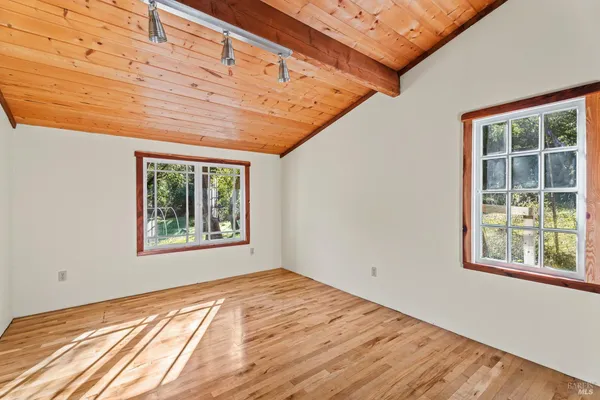 $235,000 | 20001 Woodman Creek Road, Laytonville, CA 95454