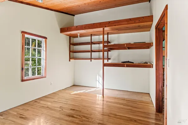 $235,000 | 20001 Woodman Creek Road, Laytonville, CA 95454