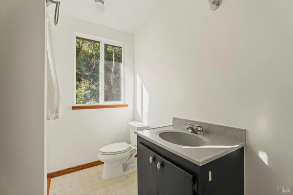 $235,000 | 20001 Woodman Creek Road, Laytonville, CA 95454