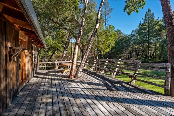 $235,000 | 20001 Woodman Creek Road, Laytonville, CA 95454