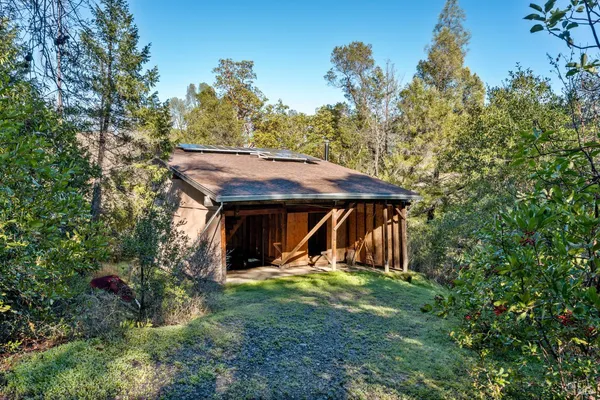 $235,000 | 20001 Woodman Creek Road, Laytonville, CA 95454