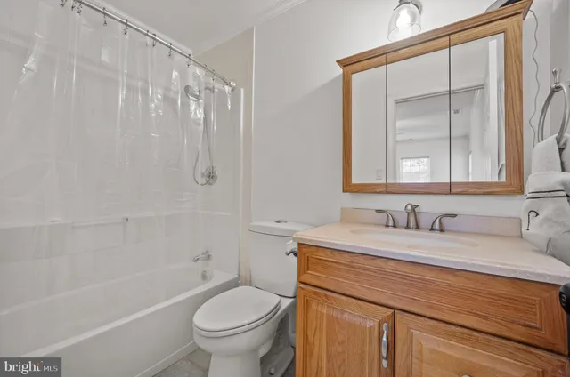 $578,000 | 301 Snowball Drive, Levittown, PA 19056