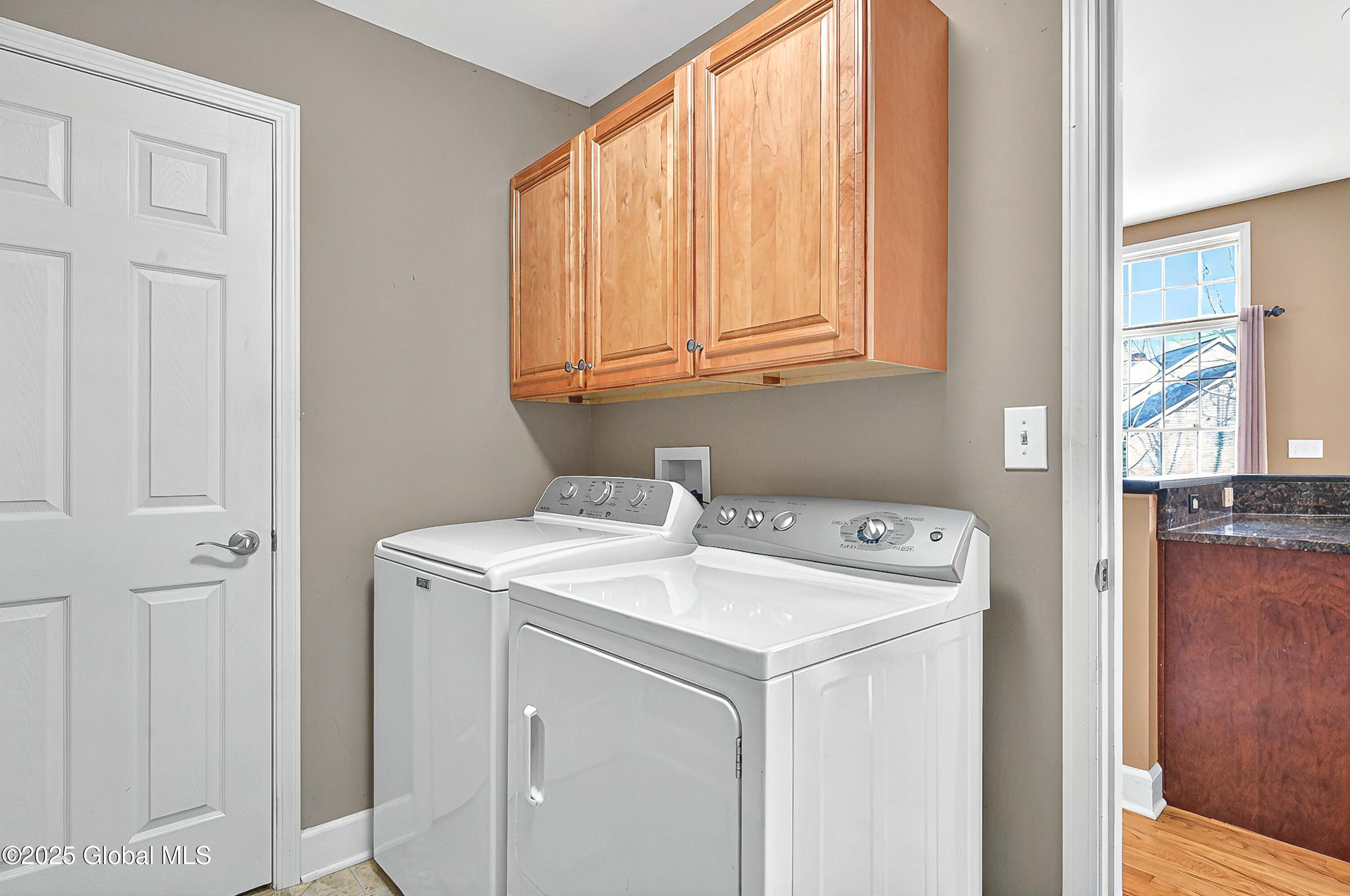 22 Gladstone Circle Halfmoon, NY 12118 - Photo 35 of 48 Laundry Room