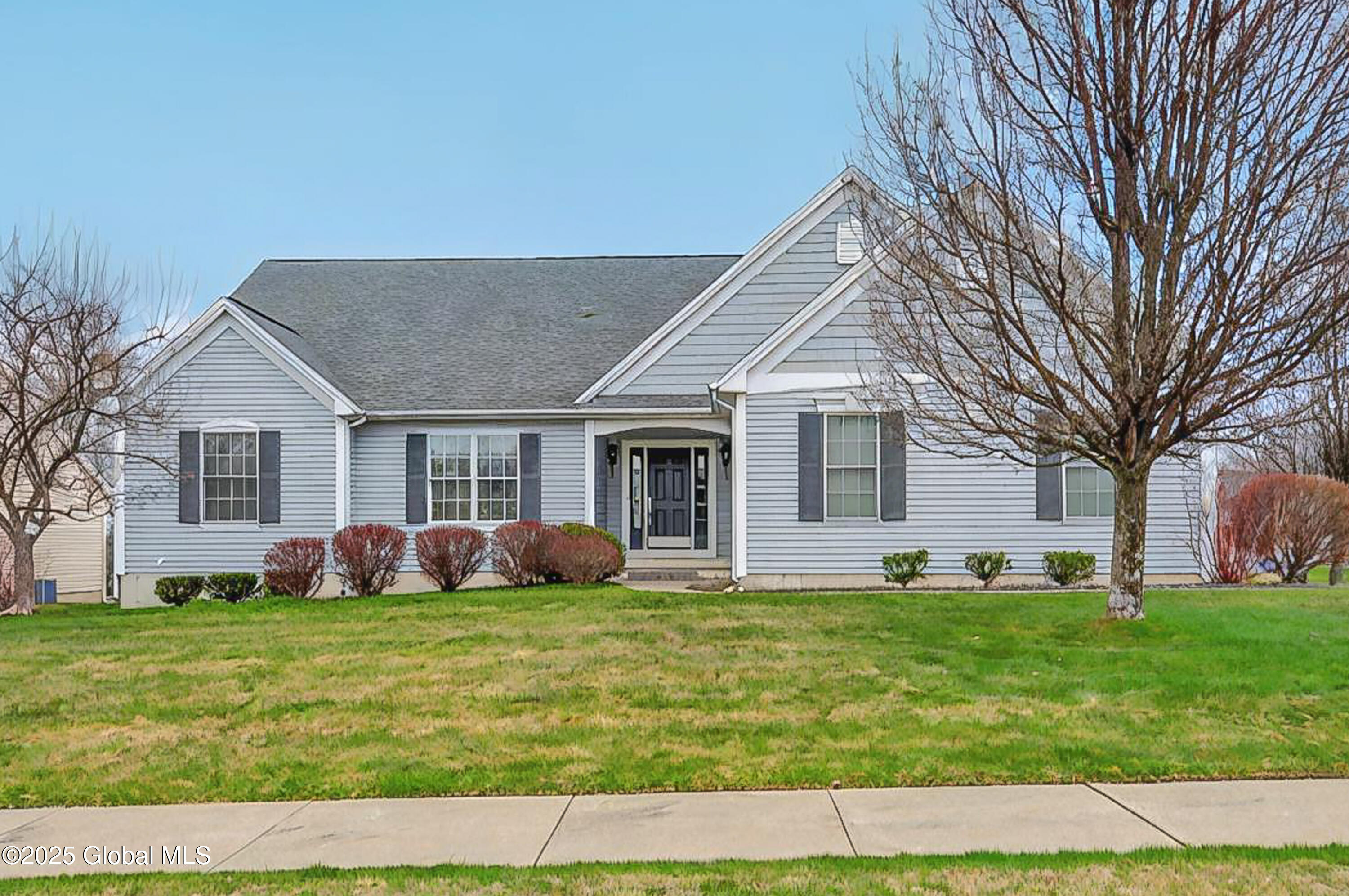 22 Gladstone Circle Halfmoon, NY 12118 - Photo 47 of 48 22 GLADSTONE-31