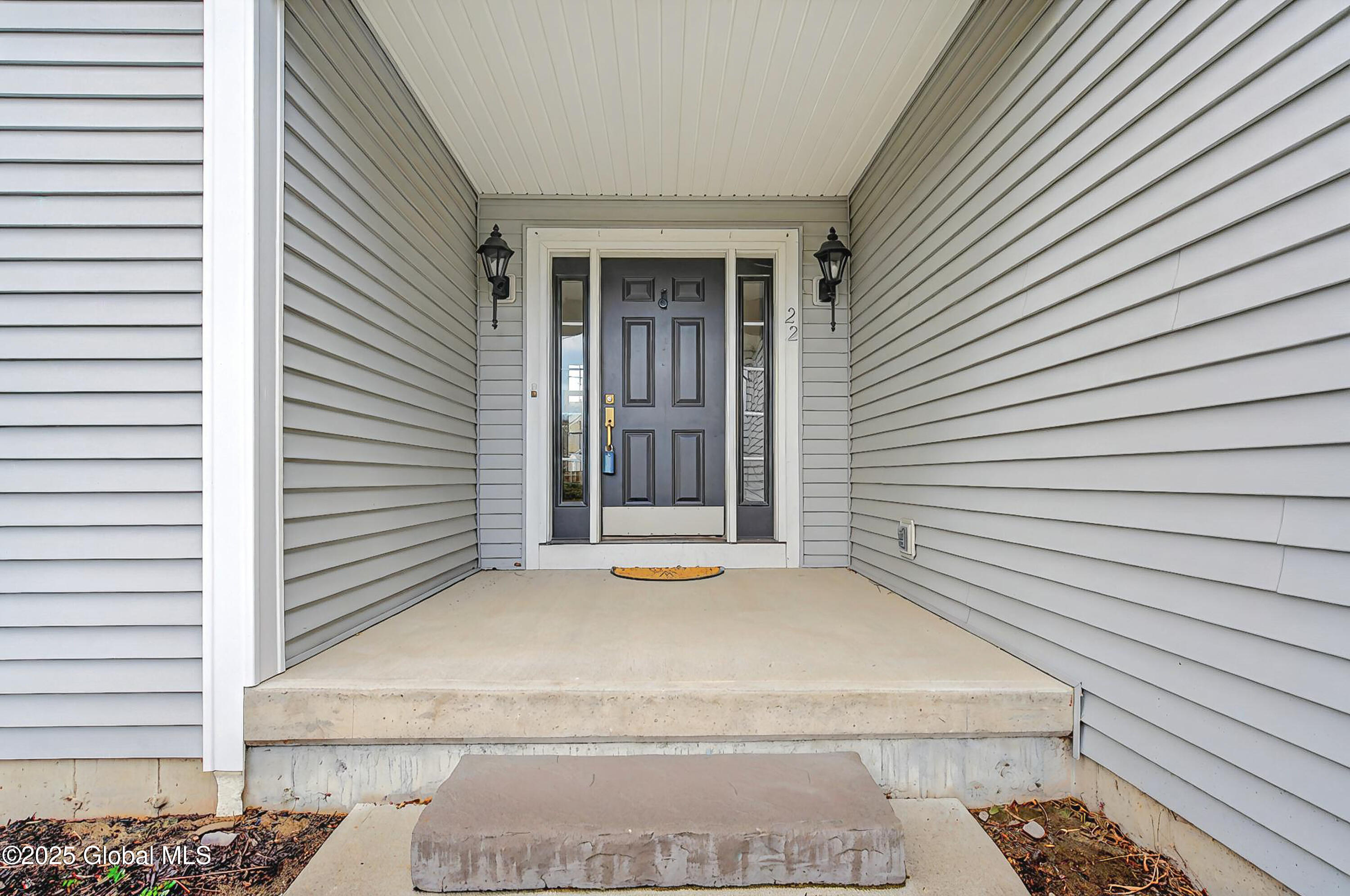22 Gladstone Circle Halfmoon, NY 12118 - Photo 7 of 48 Front Entrance