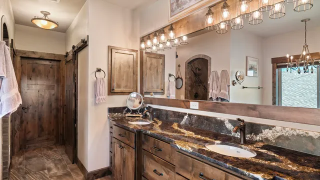 $849,500 | 14113 North Copper Canyon Lane, Spokane, WA 99208