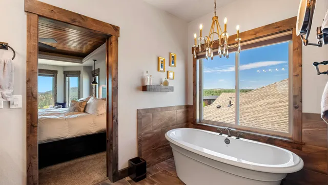 $849,500 | 14113 North Copper Canyon Lane, Spokane, WA 99208