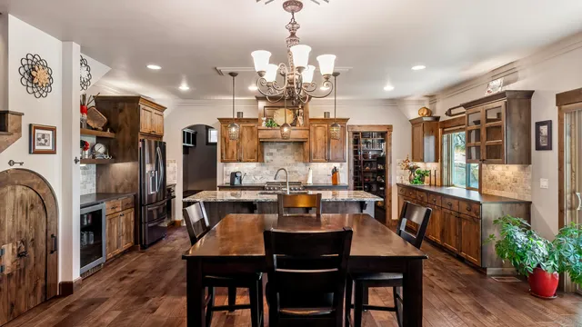 $849,500 | 14113 North Copper Canyon Lane, Spokane, WA 99208