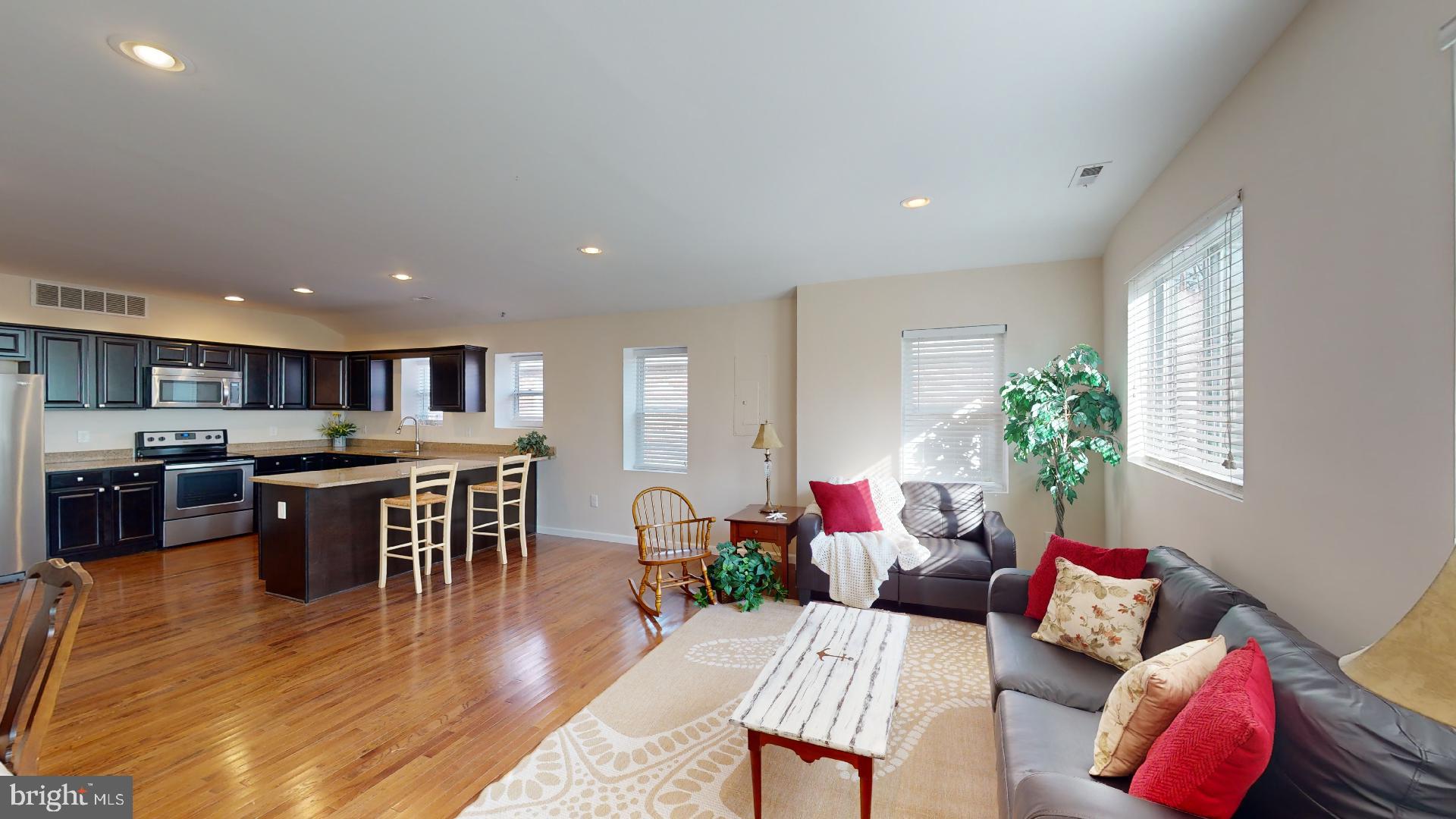 1422 Columbia Beach Road Shady Side, MD 20764 - Photo 3 of 33 Gallery Image 3