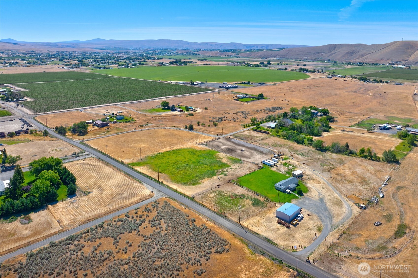 1240 West Huntzinger Road Selah, WA 98942 - Photo 8 of 30
