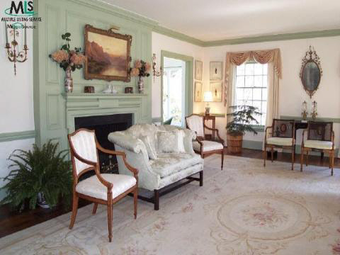 66 Stephens Road Grosse Pointe, MI 48236 - Photo 2 of 9 853927-1.JPG