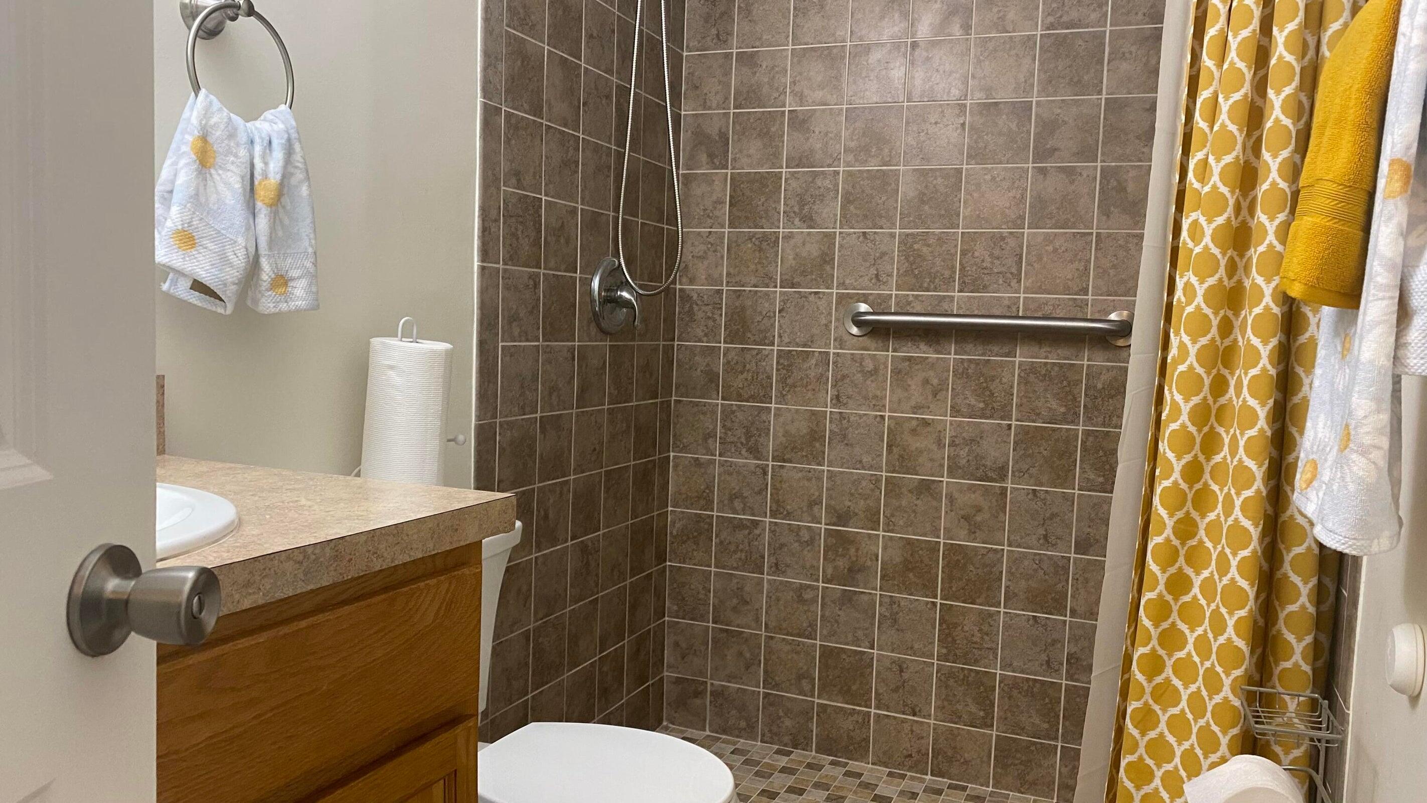 1929 Camp Road Charleston, SC 29412 - Photo 18 of 23 20250107015332153447000000-o