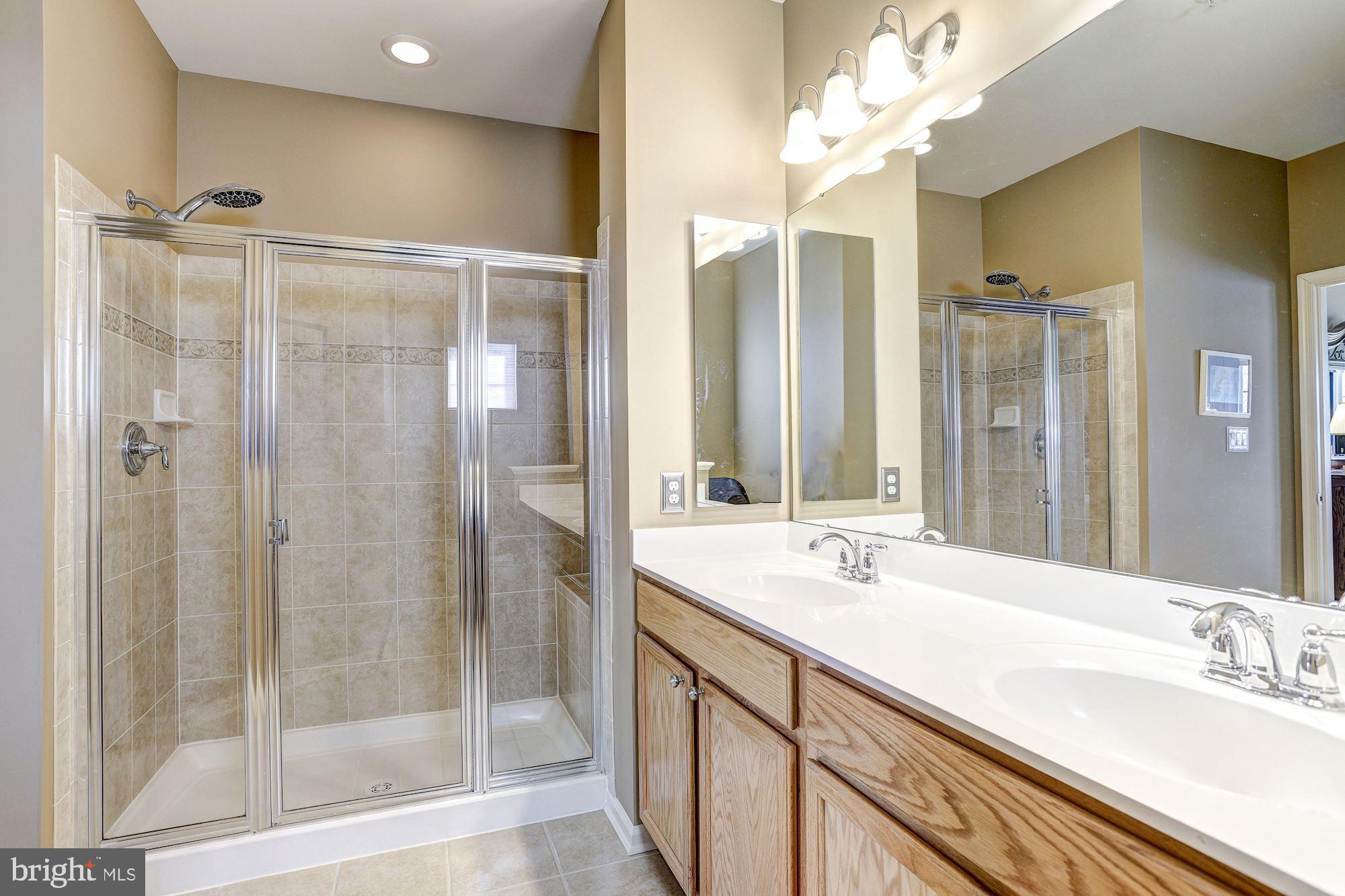 8477 Grove Angle Road, Unit 8 Ellicott City, MD 21043 - Photo 23 of 38 Primary Bath
