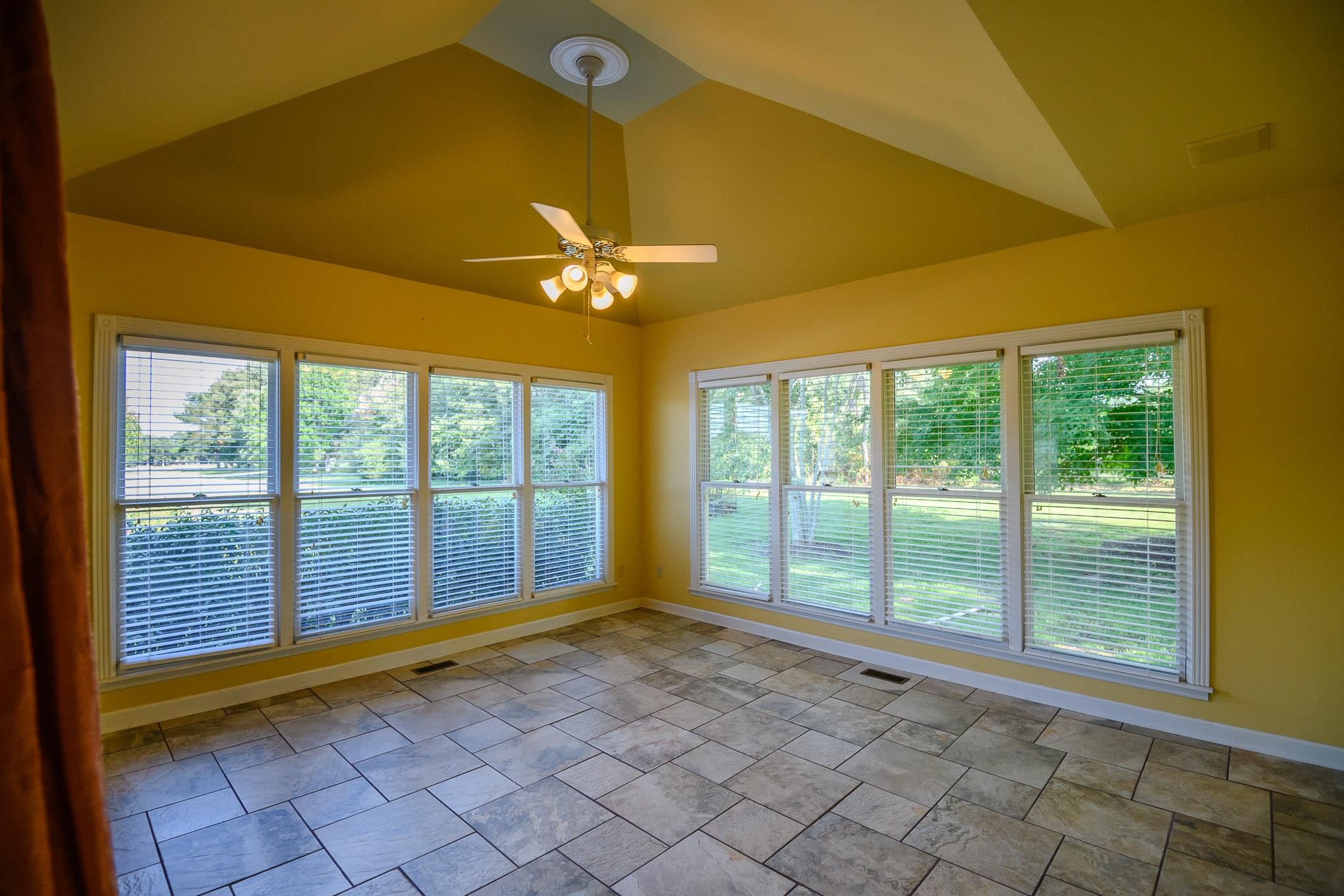 1808 Ovoca Road Tullahoma, TN 37388 - Photo 11 of 30 Gallery Image 11