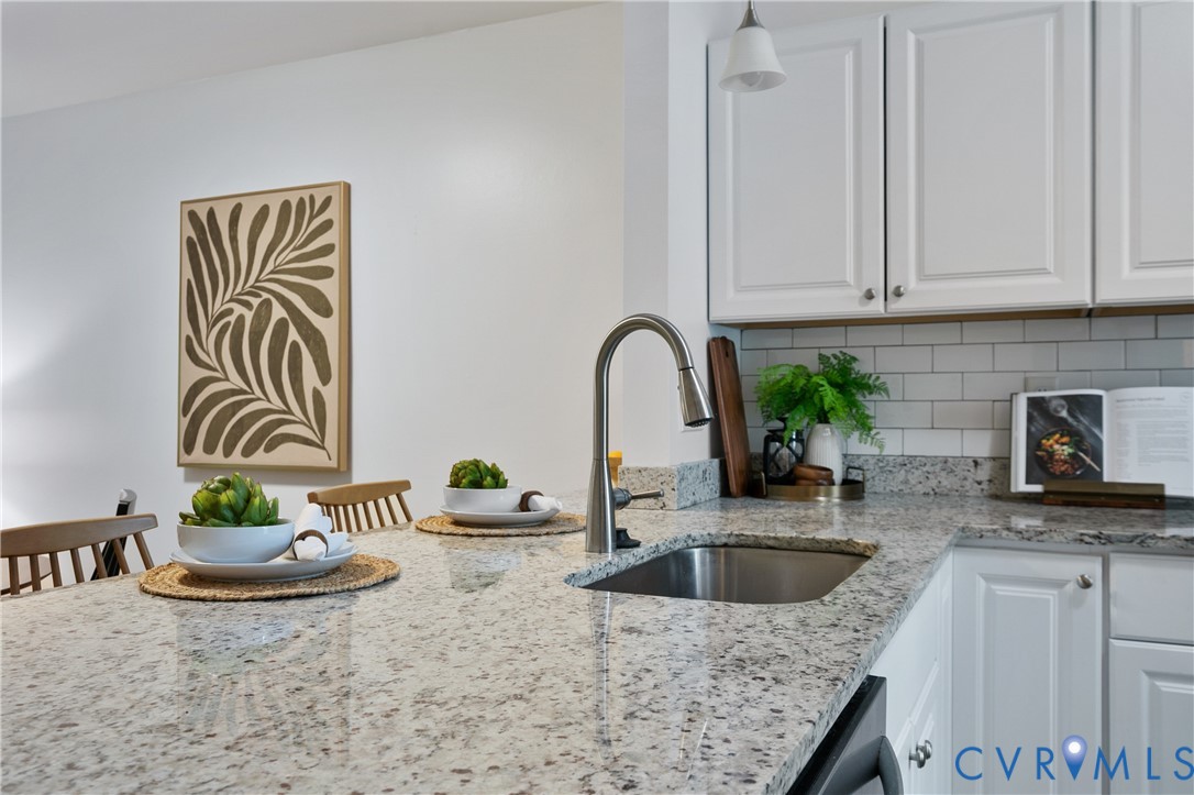 10246 Iron Mill Road Richmond, VA 23235 - Photo 5 of 33 Gallery Image 5