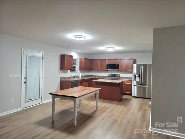 $394,900 | 1047 Mackey Court, Gastonia, NC 28056