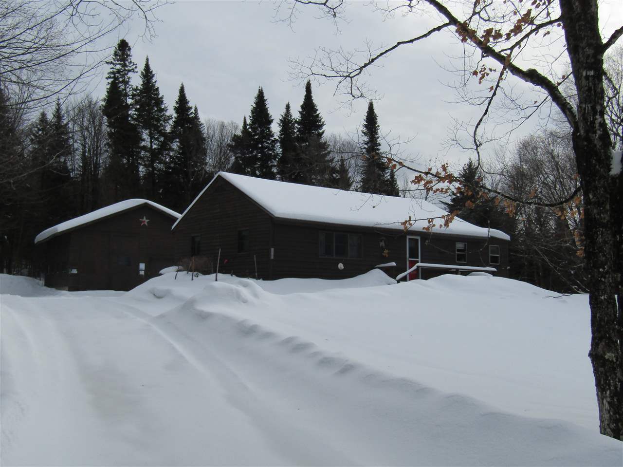 154 Cheese Factory Road Pittsburg, NH 03592 - Photo 1 of 15 Gallery Image 1