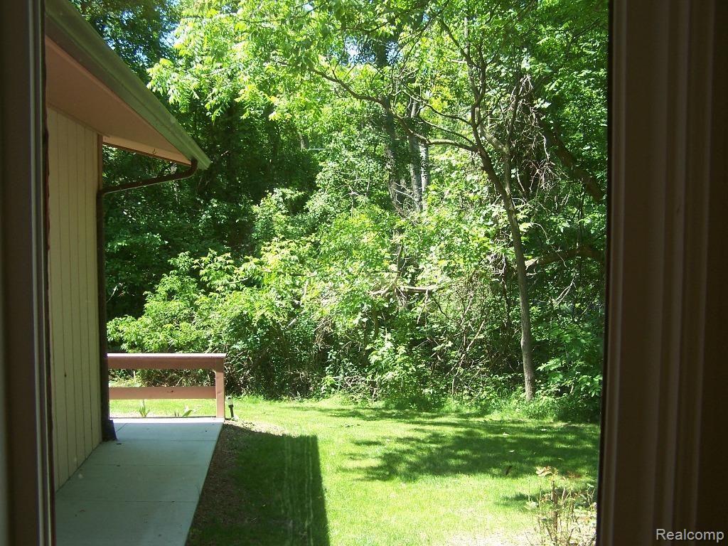2896 North Tipsico Lake Road Hartland, MI 48353 - Photo 17 of 24 Tipsico Lk 2896 007.jpg