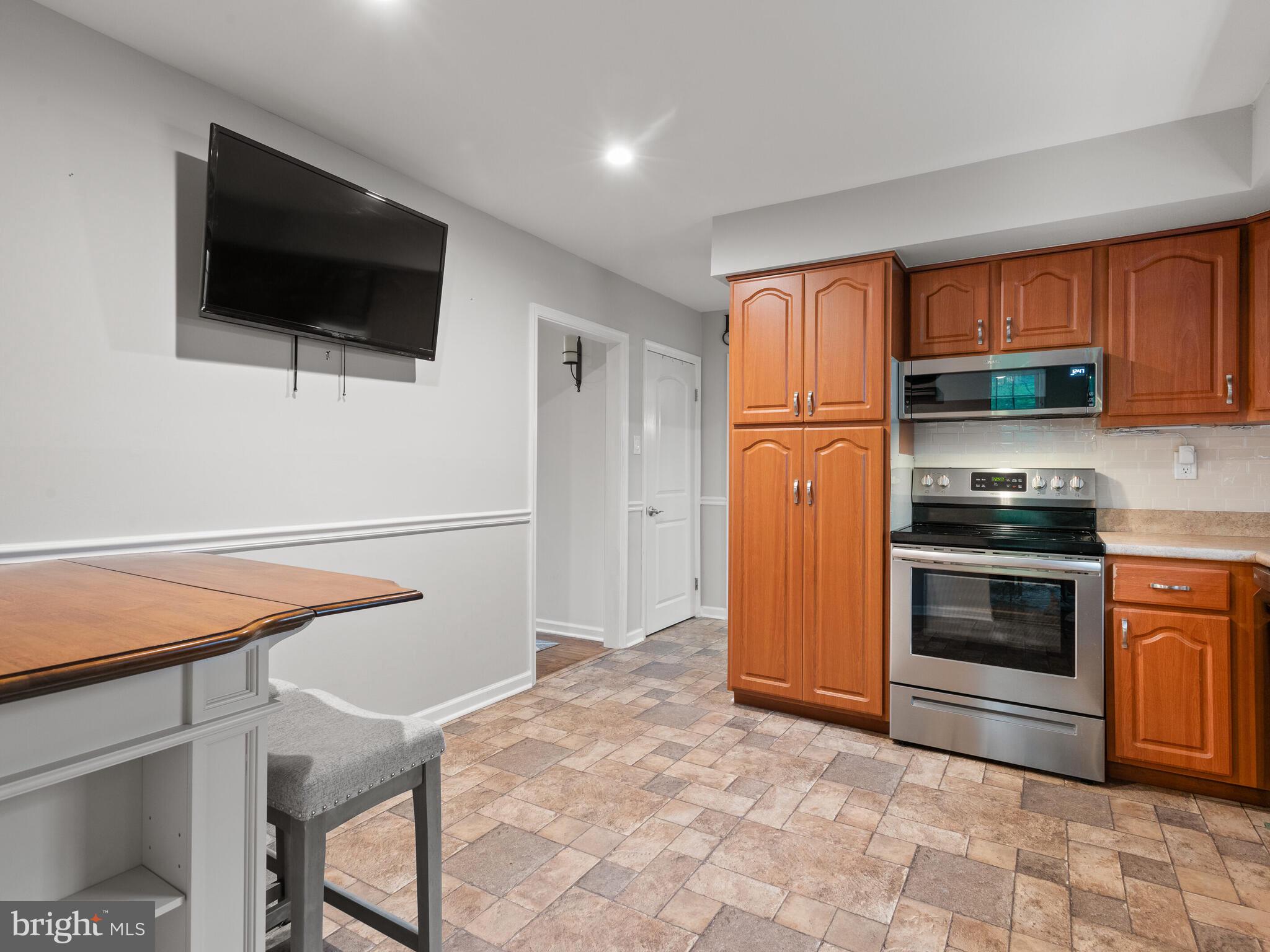 1401 Glenside Road Downingtown, PA 19335 - Photo 12 of 36 Gallery Image 12