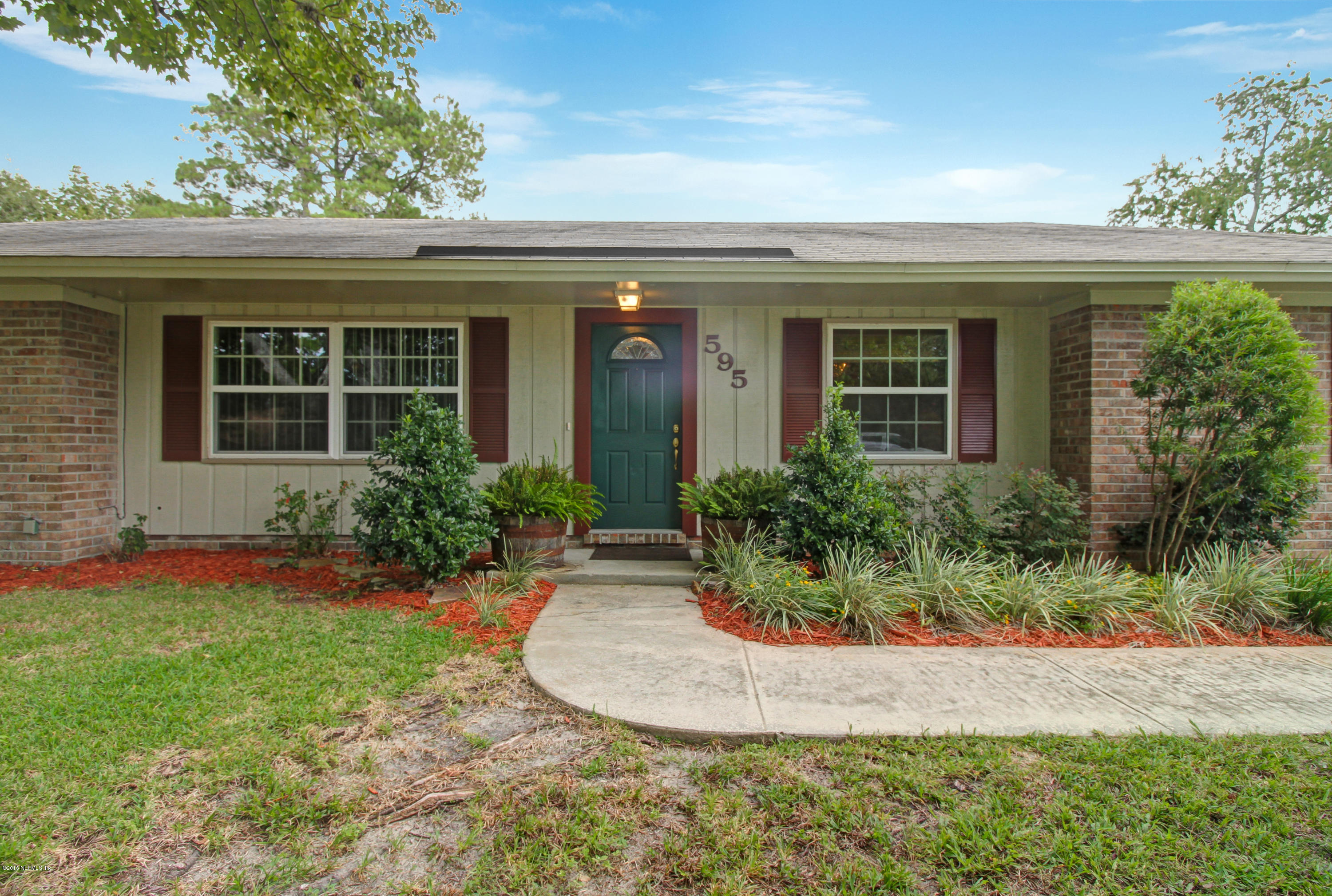 595 Rockingham Road Orange Park, FL 32073 - Photo 2 of 39 Front of Home