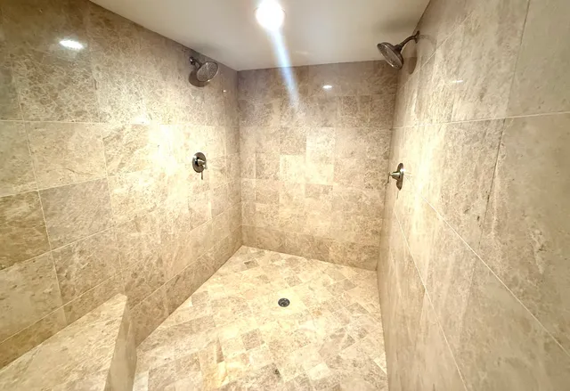 $524,900 | 4 Greenbrier Court, Lake In The Hills, IL 60156