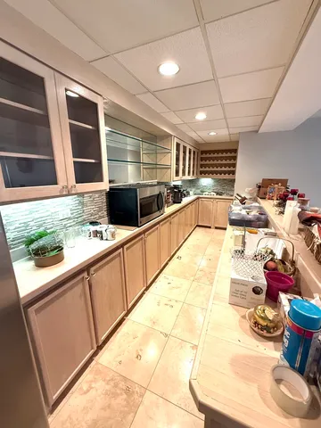 $524,900 | 4 Greenbrier Court, Lake In The Hills, IL 60156