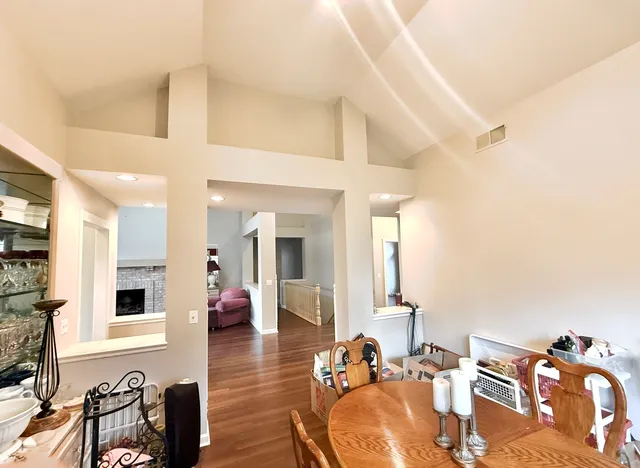 $524,900 | 4 Greenbrier Court, Lake In The Hills, IL 60156