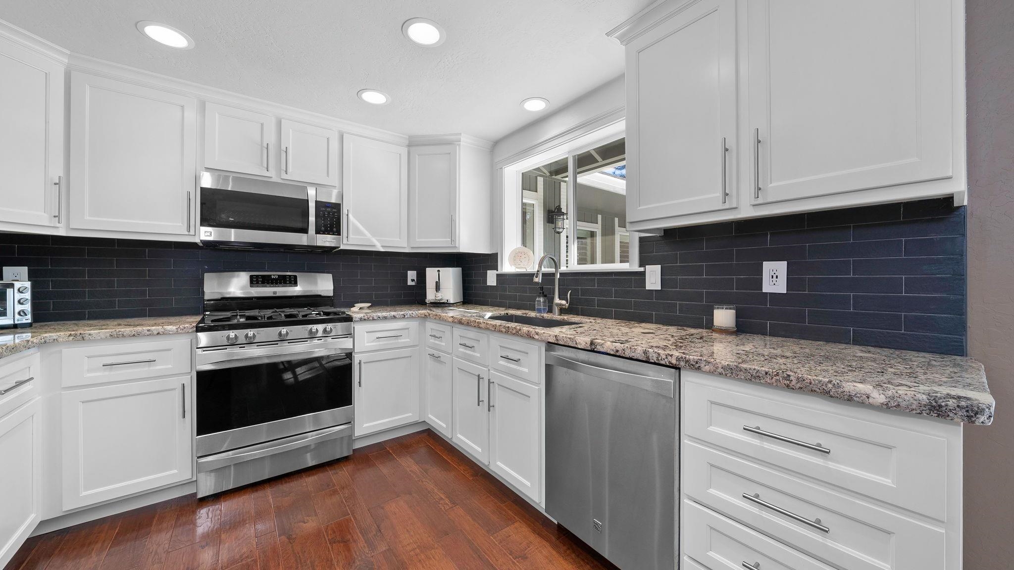 924 Lake Davis Road Portola, CA 96122 - Photo 12 of 42
