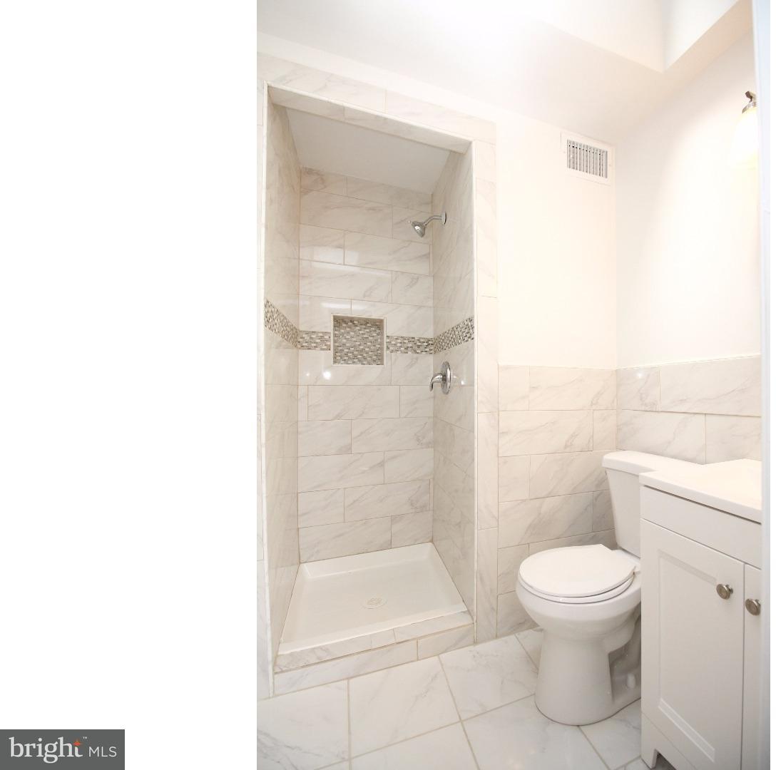 1401 Vernon Road Philadelphia, PA 19150 - Photo 14 of 25 Master Bathroom