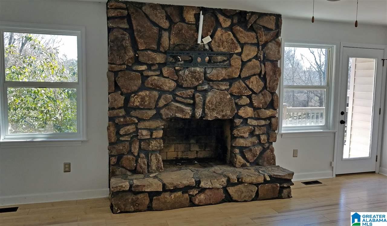 209 Auburn Road Pelham, AL 35124 - Photo 8 of 30 Gallery Image 8