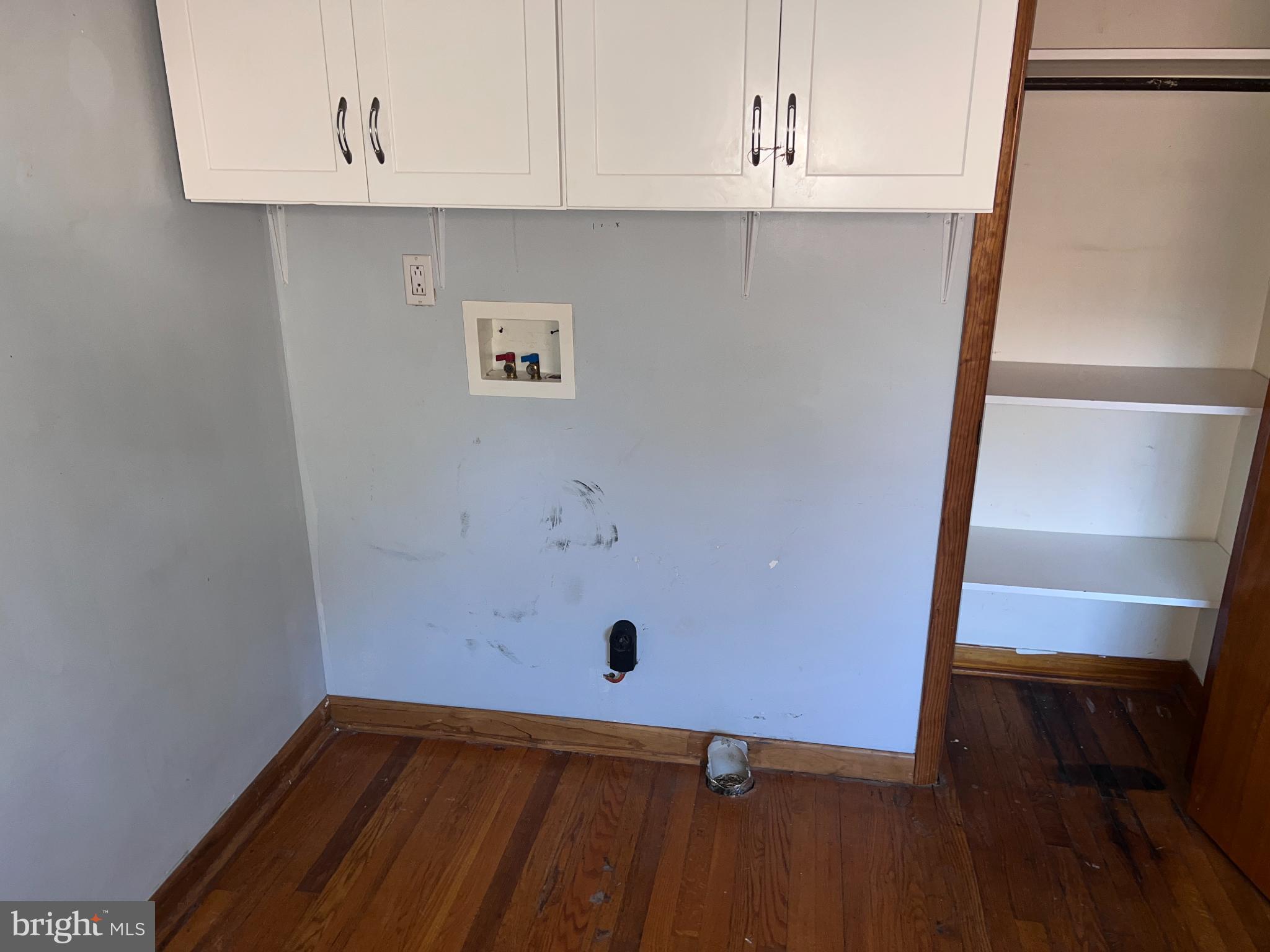 1074 Braddock Road Cumberland, MD 21502 - Photo 23 of 38 W/D hookup