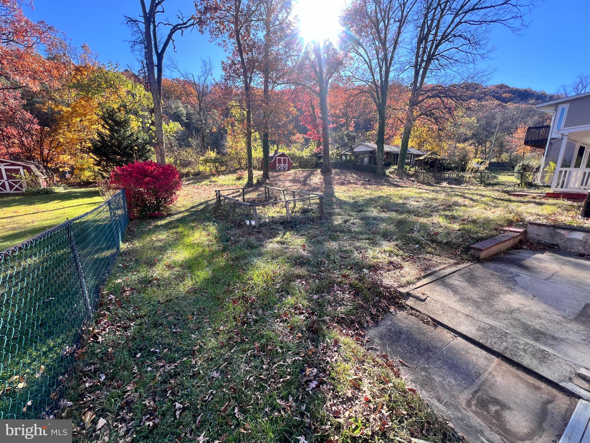1074 Braddock Road Cumberland, MD 21502 - Photo 4 of 38 Backyard