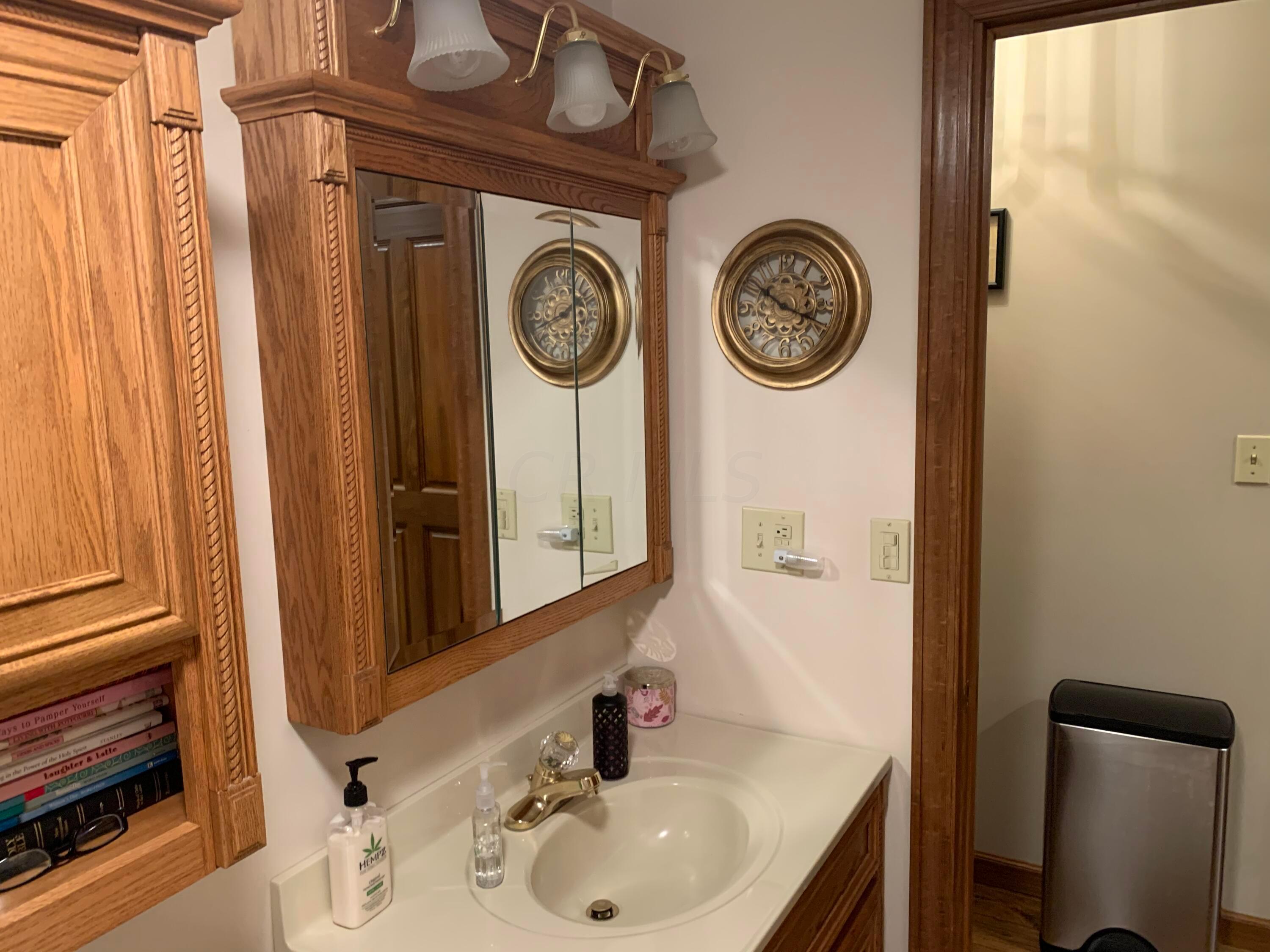 1885 Simpson Road London, OH 43140 - Photo 25 of 53 F9D4BF45-1C43-4871-9C6F-BB0C1E0880D2