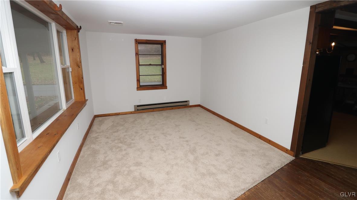 6917 Old Grange Road Slatington, PA 18080 - Photo 3 of 20 Gallery Image 3