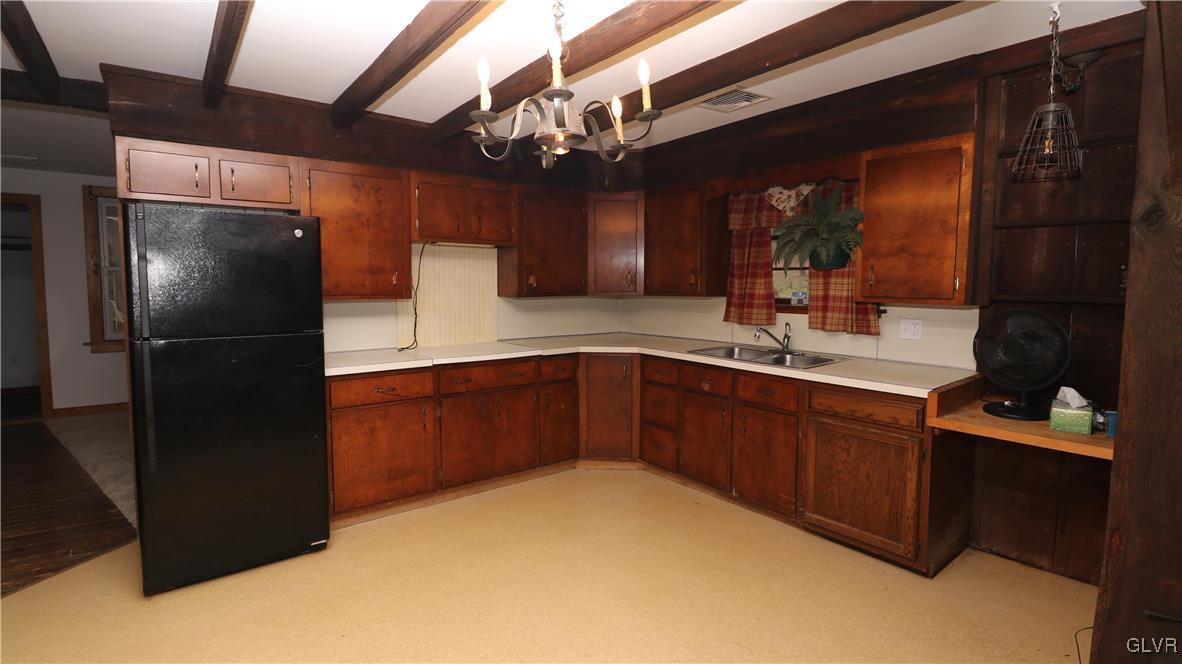 6917 Old Grange Road Slatington, PA 18080 - Photo 9 of 20 Gallery Image 9