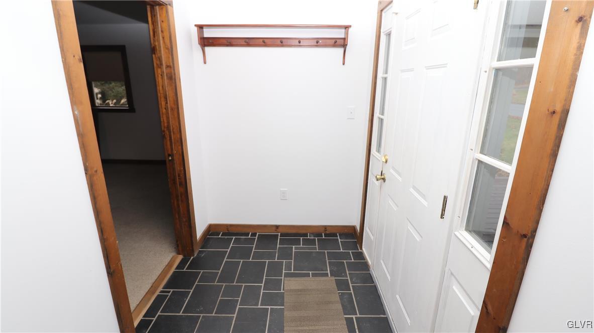6917 Old Grange Road Slatington, PA 18080 - Photo 10 of 20 Gallery Image 10